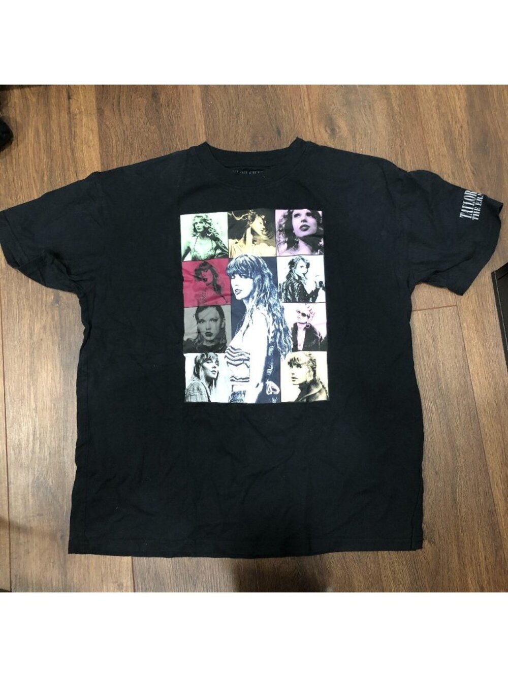 Taylor Swift The Eras Concert Tour Black T-Shirt US Size Large  Official